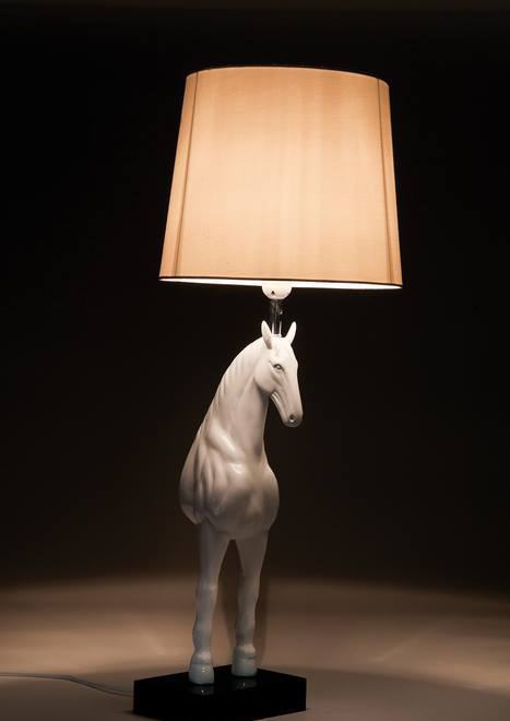 Elegante Tischlampe in extravagantem Design-Kare Design lampen
