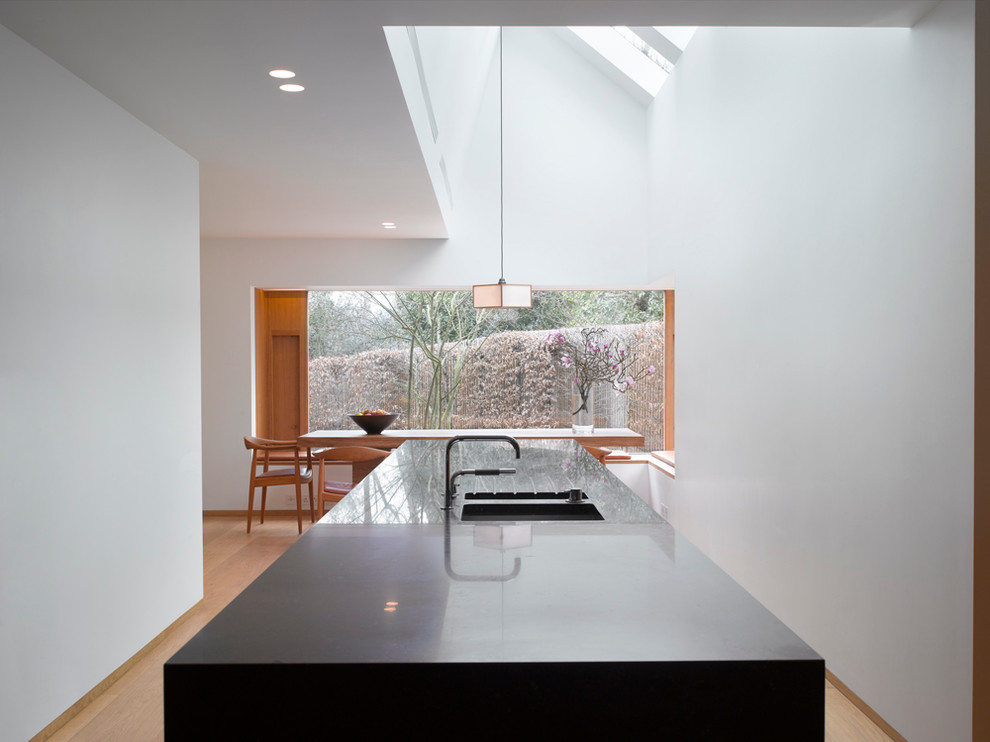 Moderne offenen minimalistische Küche