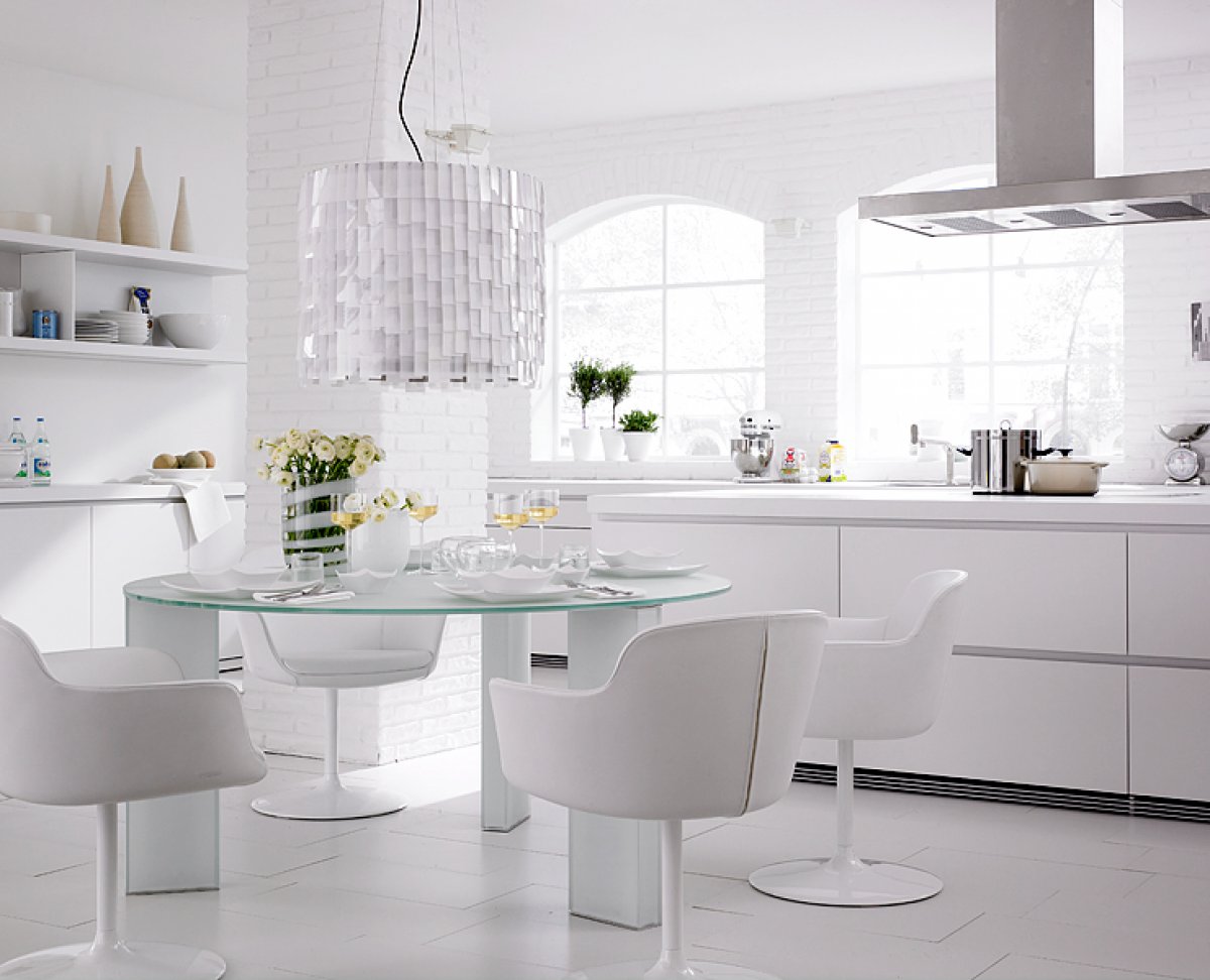 Stuhl ganz in Weiß-küchenstühle weiß